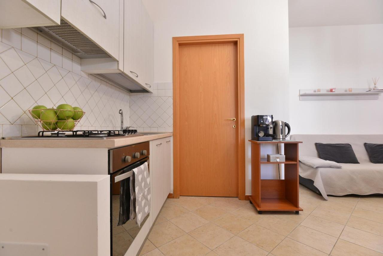 Izzhome Blue Sea Pula Exterior photo